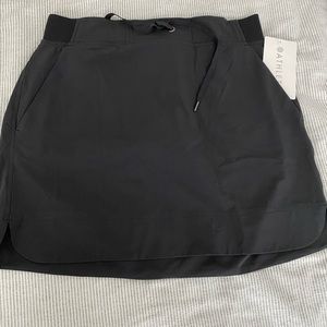Athleta Midtown Skort size 4 NEW with tags!